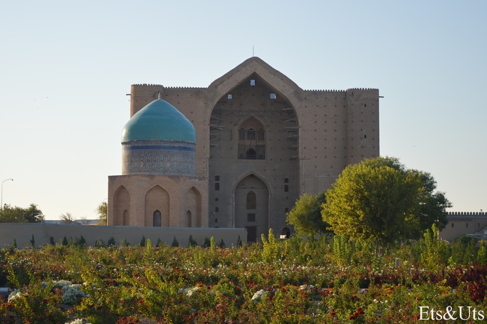 Mausoleo3