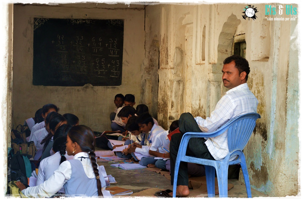 Niños en un colegio en India
