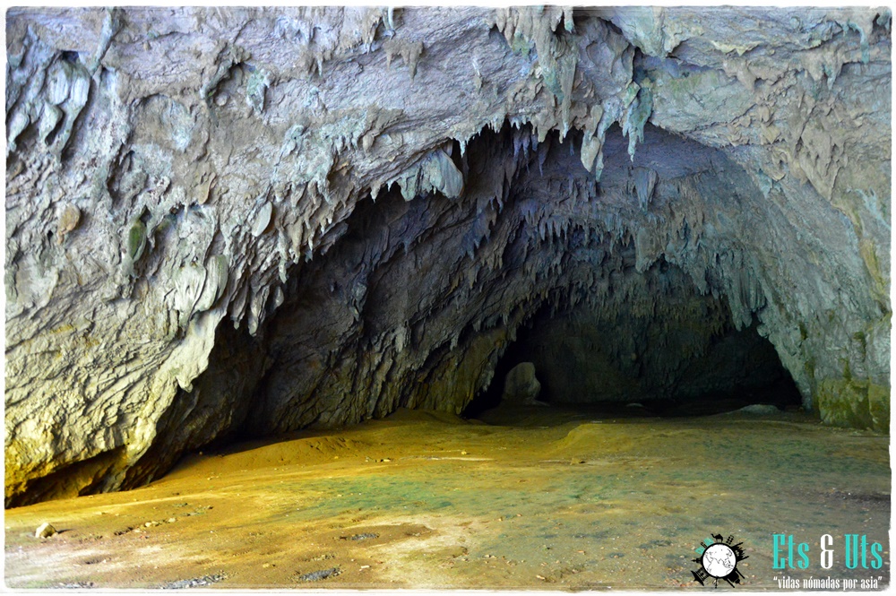 Cuevas2